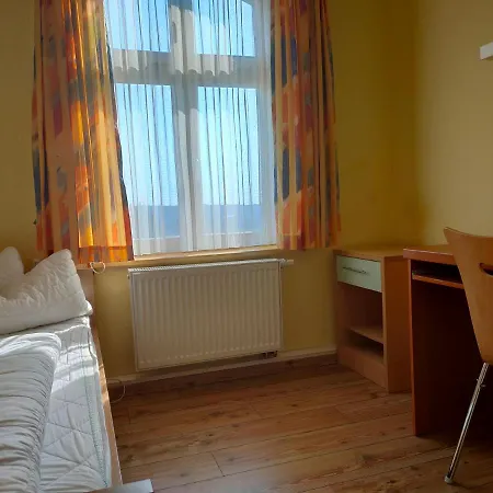 Jbs Golm Alte Schule Vandrerhjem Kamminke