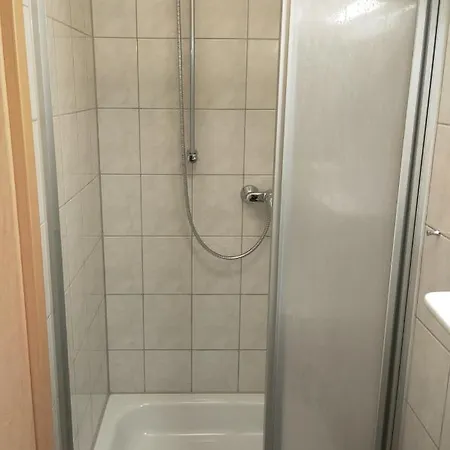 Jbs Golm Alte Schule Vandrerhjem *